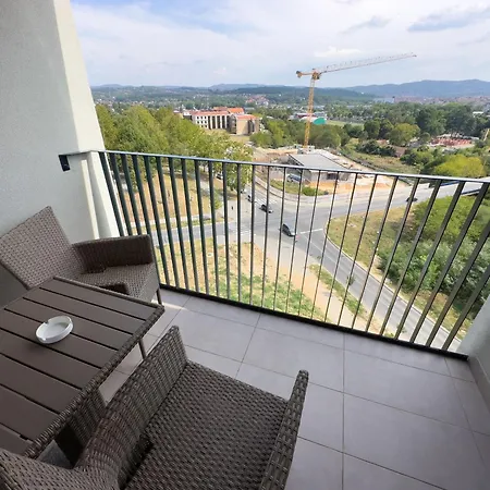 I&i Tesla Apartment Kragujevac