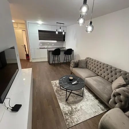 Apartment I&i Tesla